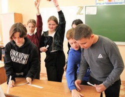 Черноярские школьники сыграли в познавательную викторину «Хочу все знать»