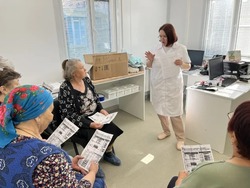 В Черноярском округе работает школа для диабетиков