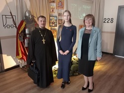 Черноярские школьницы отмечены наградами духовного форума