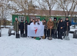 Черноярцы участвуют в акции «Чистый памятник»