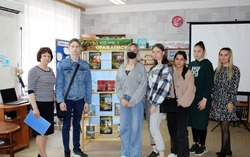 В черноярской библиотеке прошел цикл мероприятий «Живи,  Донбасс!»