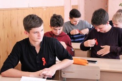 С черноярскими школьниками поговорили о СПИДе и курении
