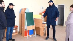 Региональный министр посетил объекты образования Черноярского района