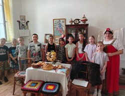 Черноярских школьников познакомили с русской кухней