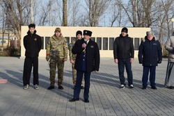 Черноярцы почтили память защитников Родины возложением цветов