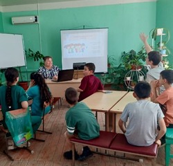 Черноярцы отметили День друзей