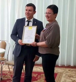Черноярского педагога отметили на уровне региона