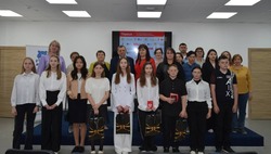 Черноярским подросткам вручили паспорта