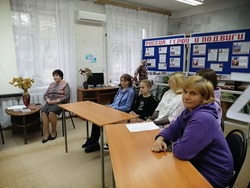 Черноярская библиотека провела литературно-поэтический журнал для школьников
