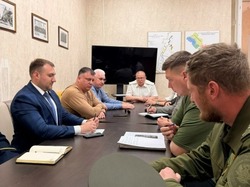 Глава Черноярского округа провёл рабочую встречу с казаками