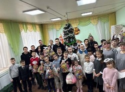 Воспитанники черноярского центра участвовали в рождественской программе