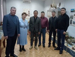 Глава Черноярского района налаживает рабочие связи с коллегами из Республики Калмыкия