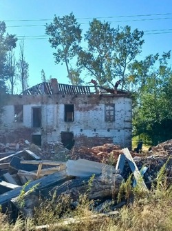 Черноярцы восстанавливают монастырь