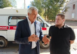 Леонид Огуль посетил черноярскую больницу