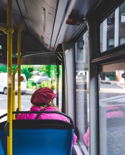 Жители Чёрного Яра жалуются на работу маршрутного автобуса