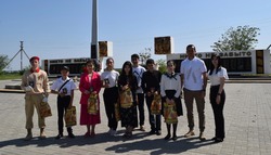 Черноярским школьникам торжественно вручили паспорта