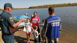 Черноярские спасатели устроили рейд по берегам реки Волга
