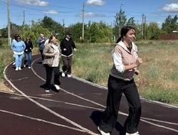 Сотрудники черноярского детского центра сдали ГТО